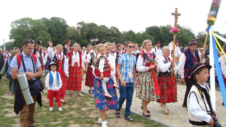 Wejście pielgrzymów, cz. III