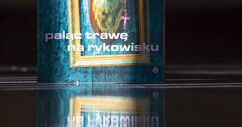 Agnieszka Urbanowska, Paląc trawę na rykowisku, Nowy Świat, Warszawa 2014, ss. 188