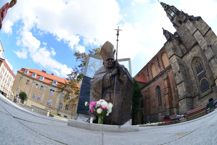 Szklane Porta Santa