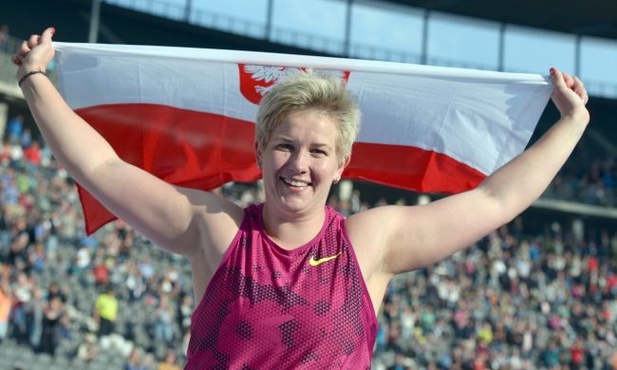 Polski rekord świata w rzucie młotem!