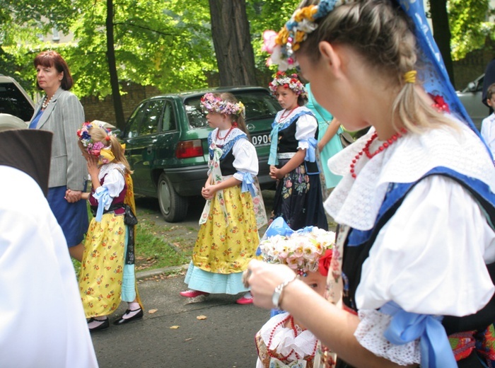 Odpust w Panewnikach z biskupem Afryki