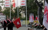 Pomnik Wdzięczności stanął na lubelskim Majdanku w 30 rocznicę wydarzeń przy Lubelskich Zakładach Naprawy Samochodów