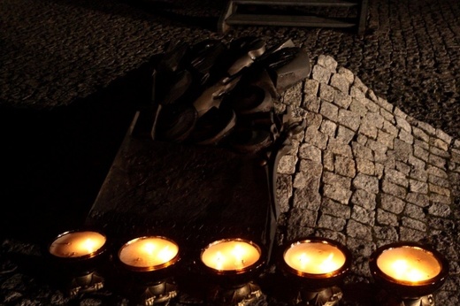 Wołanie o pokój pod gliwicką radiostacją