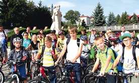 W tegorocznej wyprawie wzięło udział 40 małych rowerzystów