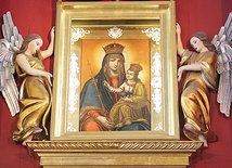 W 2009 r. cudowny obraz został odnowiony i uroczyście wprowadzony do kościoła