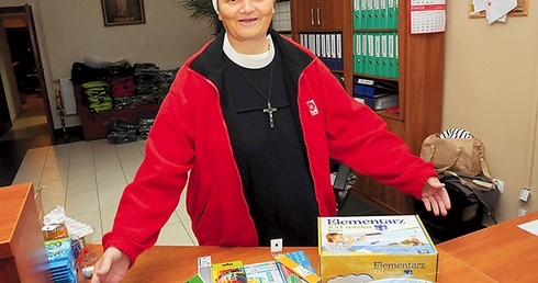 Żeby nie wstydziły się w szkole