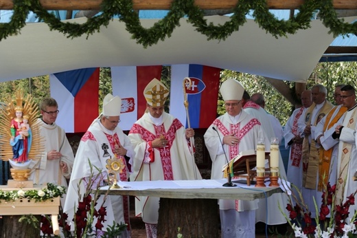 Modlitwa trzech narodów na Trójstyku w Jaworzynce