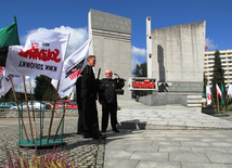 Solidarność rozsadziła mury niewoli