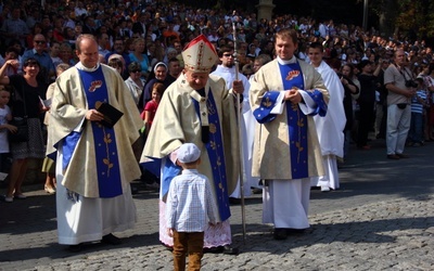 Na dróżkach z Papieżem Rodzin