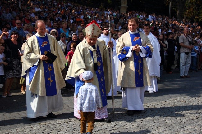 Na dróżkach z Papieżem Rodzin