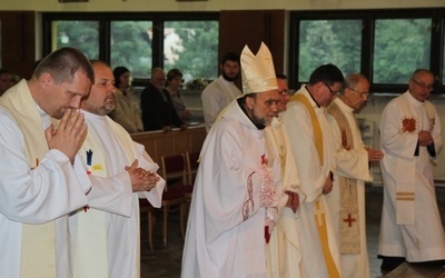 Prymicje bp. Tadeusza Kusego w Cieszynie-Kalembicach