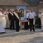 Pielgrzymka dekanatu Branice do Nasiedla