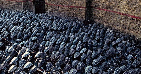 Arabskie armie stanęły pod murami Konstantynopola już w 674 i 711 roku, ale miasto zdobyli dopiero Turcy w 1453 roku. Na zdjęciu muzułmańscy najeźdźcy pod murami Konstantynopola  – kadr z tureckiego filmu  „Fetih 1453” 