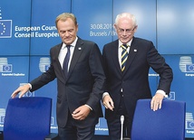 Pięć lat kierowania Radą Europejską przez Hermana Van Rompuya (z prawej) sprawiło, że przewodniczący Rady Europejskiej stał się negocjatorem czy notariuszem gremium składającego się z szefów państw. Czy Donald Tusk może to zmienić?