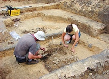 Archeologowie podczas prac badawczych