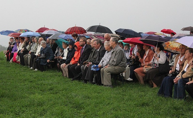 Bielszczanie pod Krzyżem Trzeciego Tysiąclecia