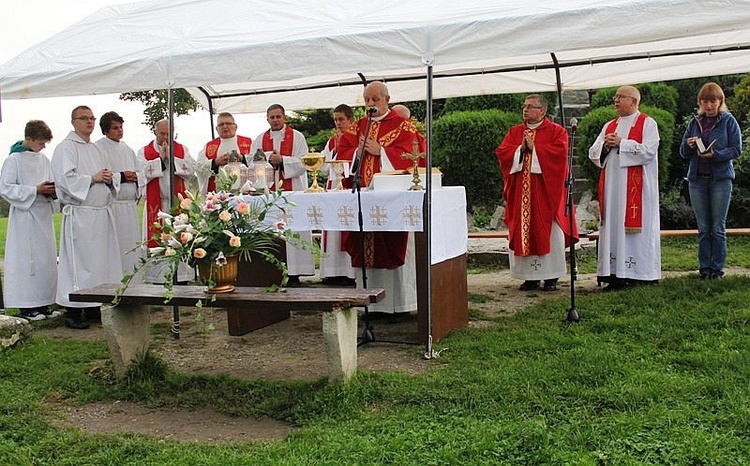 Bielszczanie pod Krzyżem Trzeciego Tysiąclecia