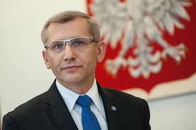 Krzysztof Kwiatkowski (ur. 1971), prawnik, był w latach 2009–2011 ministrem sprawiedliwości, a od roku 2013 jest prezesem Najwyższej Izby Kontroli