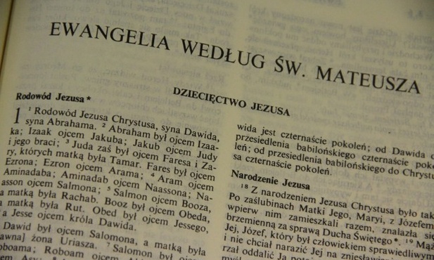 Z Biblią w kieszeni