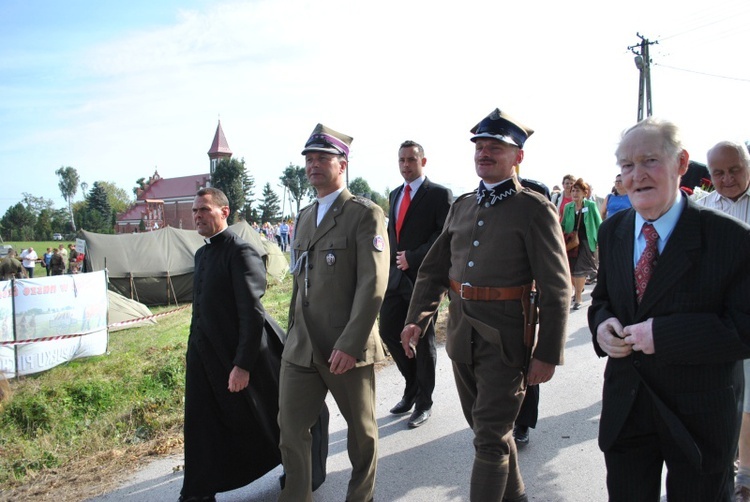 Piknik historyczny w Kozłowie Szlacheckim