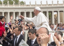 Papież zachęca do dawania świadectwa jedności i braterstwa