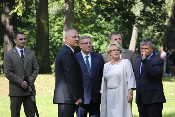 Park otwierał prezydent RP Bronisław Komorowski, który także zasadził tu dąb wolności