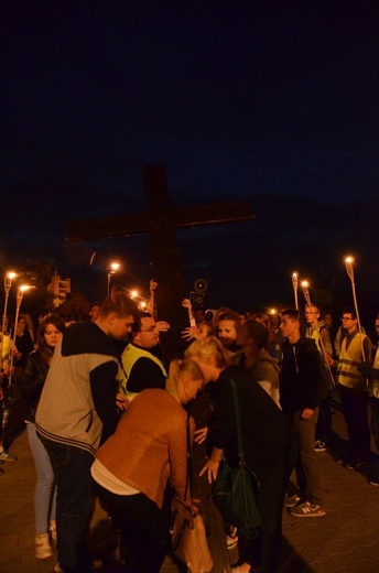 Piątkowe nabożeństwo krzyża