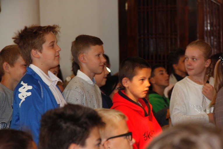 Pielgrzymka dzieci i młodzieży do Szczuk