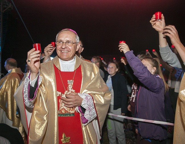 Młodość opanowała Skrzatusz