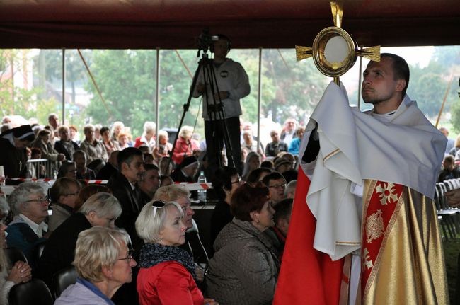 Skrzatusz: 8 tys. pielgrzymów u Matki Bożej