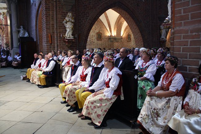 Diecezjalne dożynki w Rudach