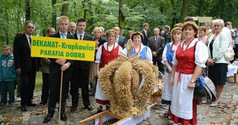 Cuda z ziarenek i kłosów