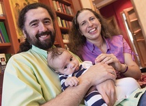 Andrzej i Magda Lwowscy jeszcze do końca nie wiedzą, dlaczego przyszło im przeżyć to ciężkie doświadczenie choroby Michałka