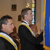 spotykać się z rycerskim mężczyzną