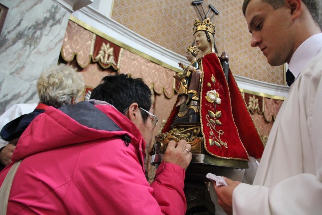 Pielgrzymka Żywego Różańca do Barda