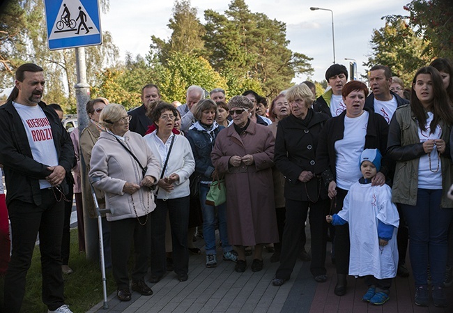 Koronka na ulicy w Bornem Sulinowie