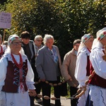 Pielgrzymka Kół Żywego Różańca do Domaniewic