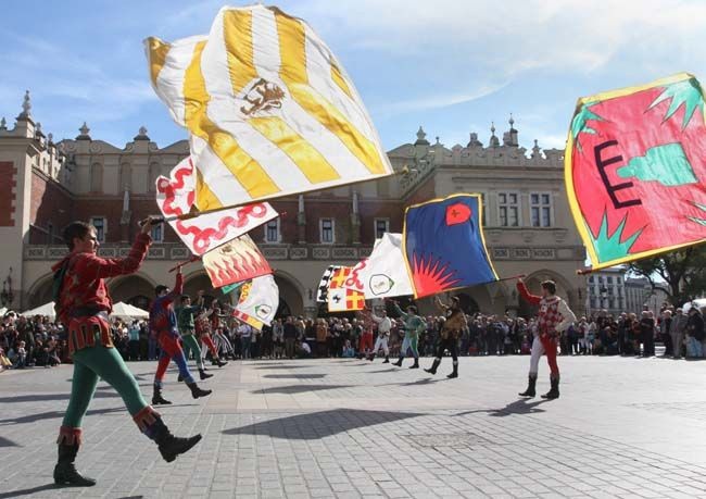 Pokaz średniowiecznych chorągwi Cz. 2