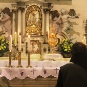 W kościele cieszyńskich franciszkanów będzie trwała nocna modlitwa w intencji polskich polityków
