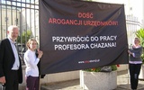 Pacjentki znów bronią profesora