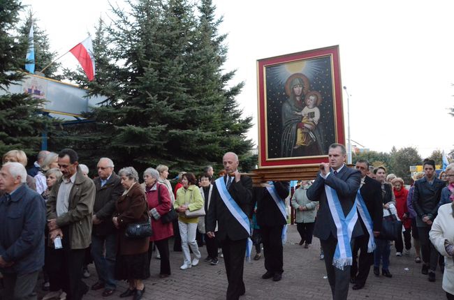 Maryja w parafii Świętej Rodziny