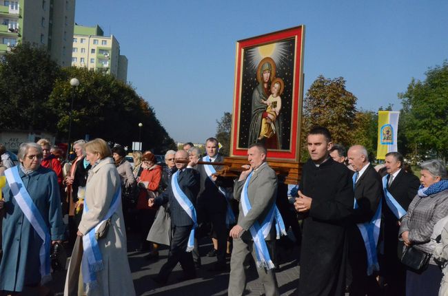 Procesja z Matką Bożą