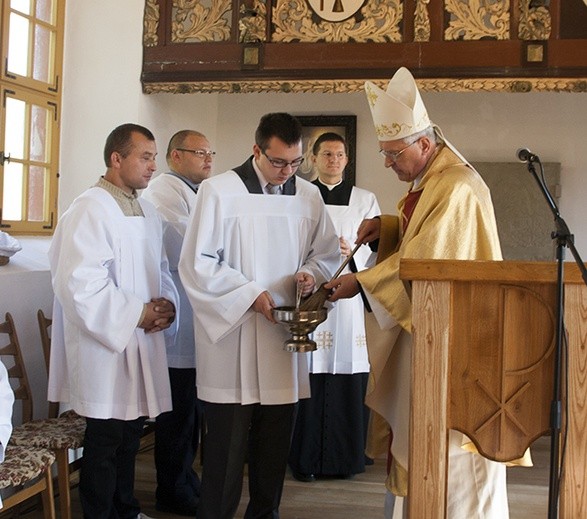 Poświęcenie kościoła w Karścinie