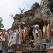 Bądź człowiekiem wśród stworzeń