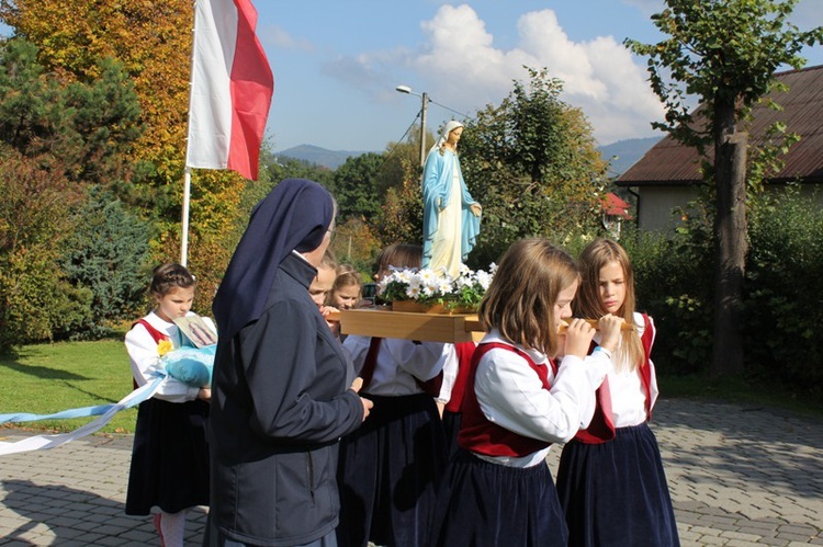 Nowy szlak papieski w Beskidach