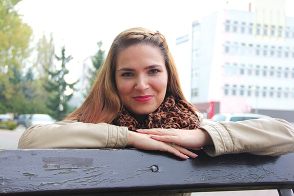 Natalia Barczyszyn pochodzi z Żuków k. Nowego Miasteczka.  Obecnie studiuje pedagogikę opiekuńczo-wychowawczą i profilaktykę na Uniwersytecie Zielonogórskim