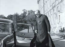 Wystawa przypomina też czasy, kiedy Karol Wojtyła był profesorem KUL 