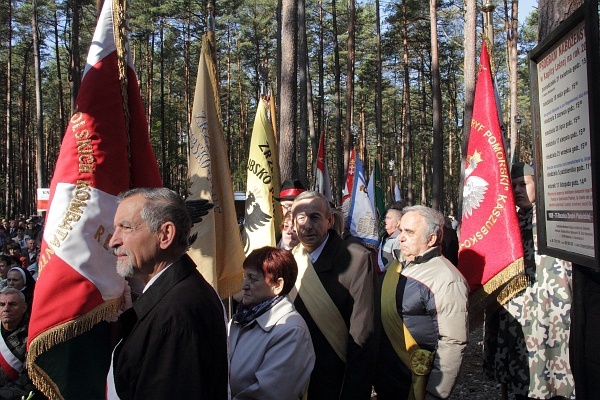 Pamięci ofiar zbrodni w Lasach Piaśnickich