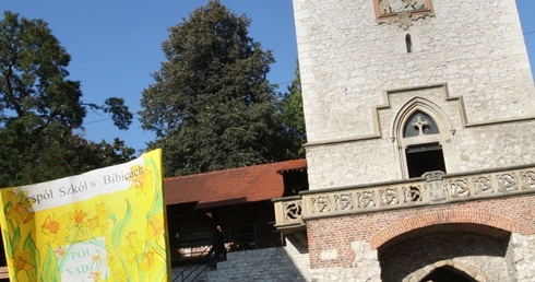 Żonkilowy Międzypokoleniowy Marsz Nadziei