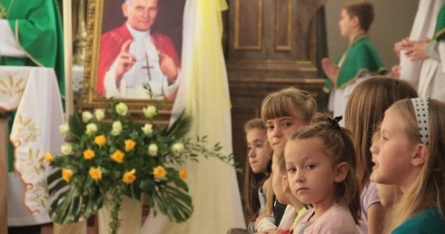 Dzień Papieski w Grodkowie